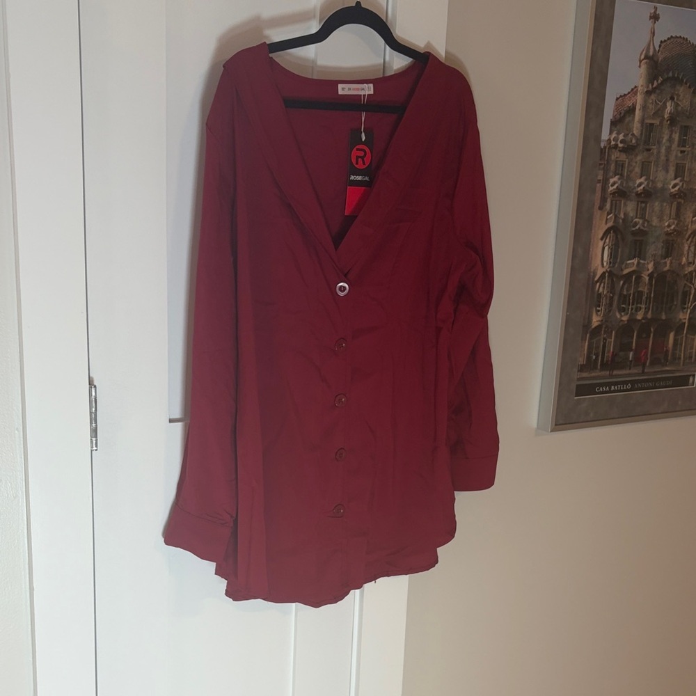 ⭐️BNWT Rosegal Essentials Rich Red Button-Down Blouse 2X
